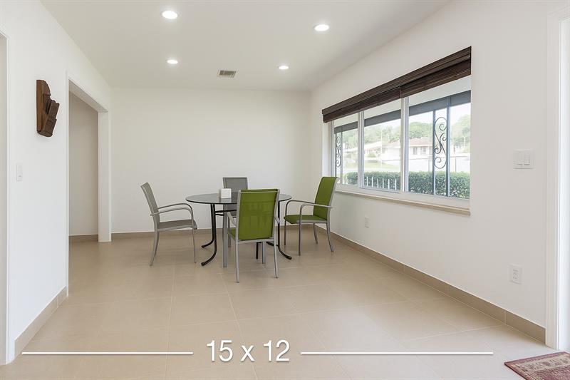 Image 3 of 9 For 11718 1st Ave