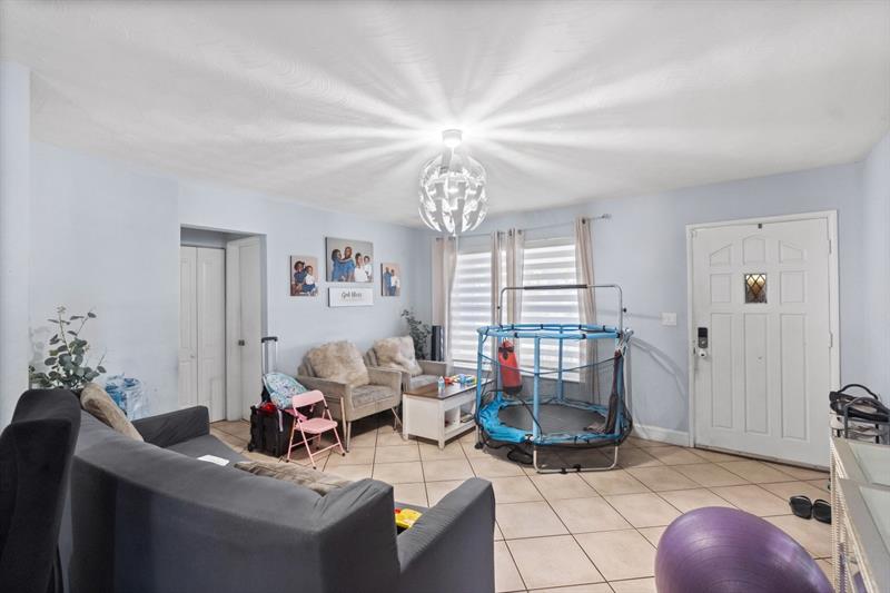 Image 13 of 34 For 3480 15th St