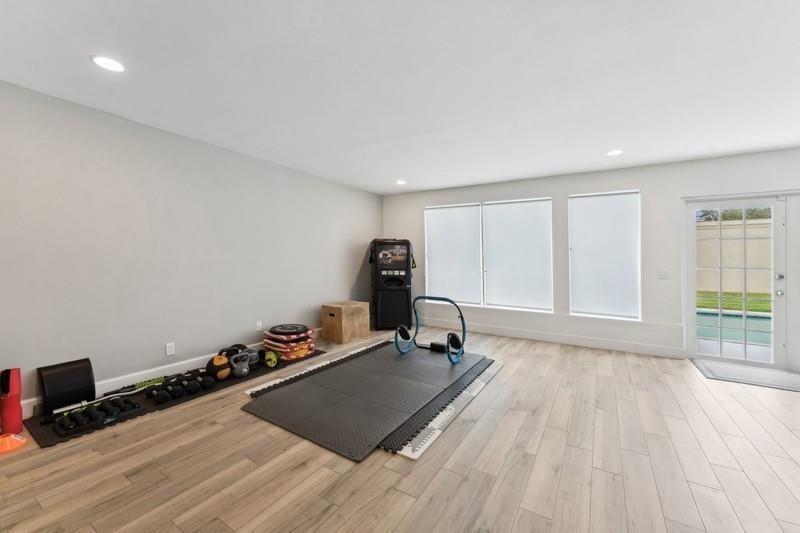 Image 16 of 29 For 13 Little Harbor Way