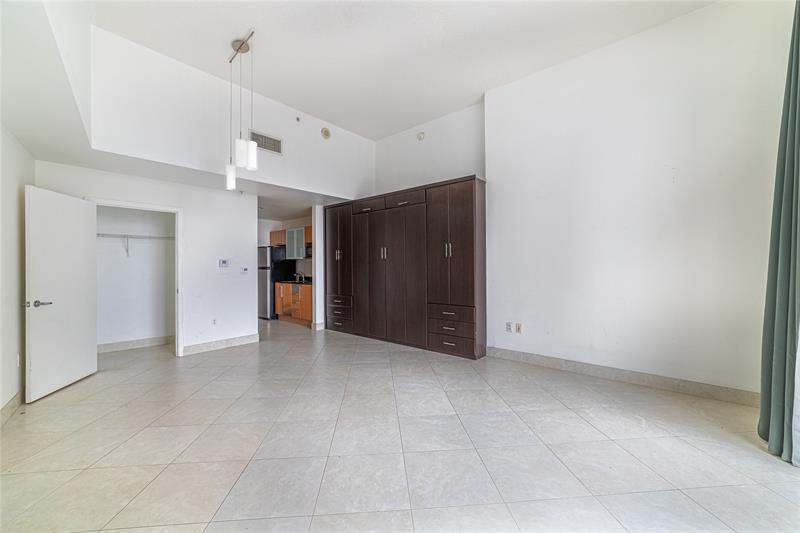 Image 15 of 18 For 1750 Bayshore Dr