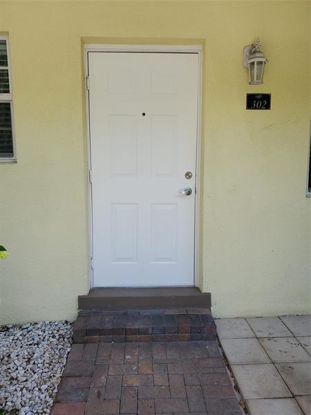 Image 3 of 18 For 2660 8th Ave  302