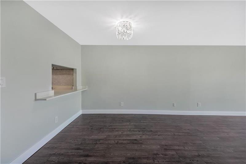 Image 17 of 28 For 7080 Environ Blvd  522
