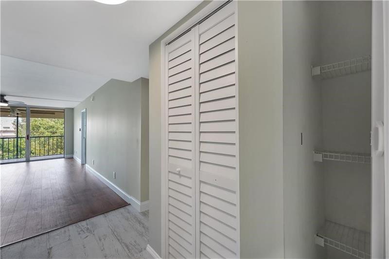 Image 18 of 28 For 7080 Environ Blvd  522
