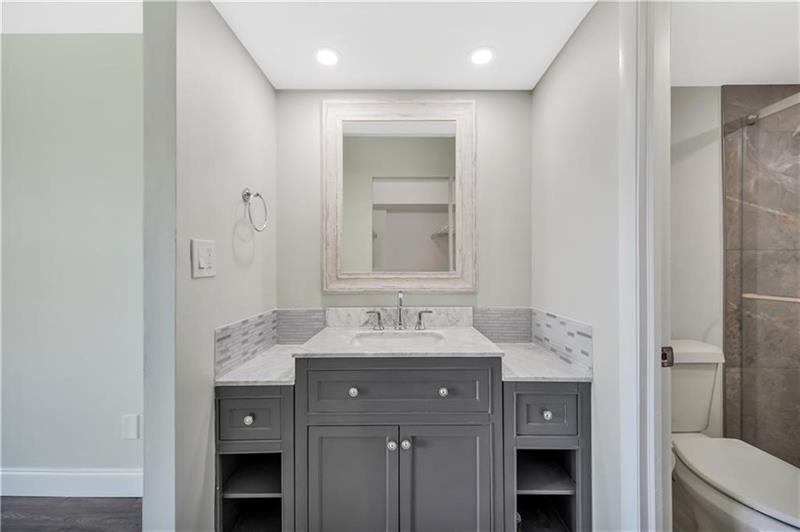 Image 20 of 28 For 7080 Environ Blvd  522