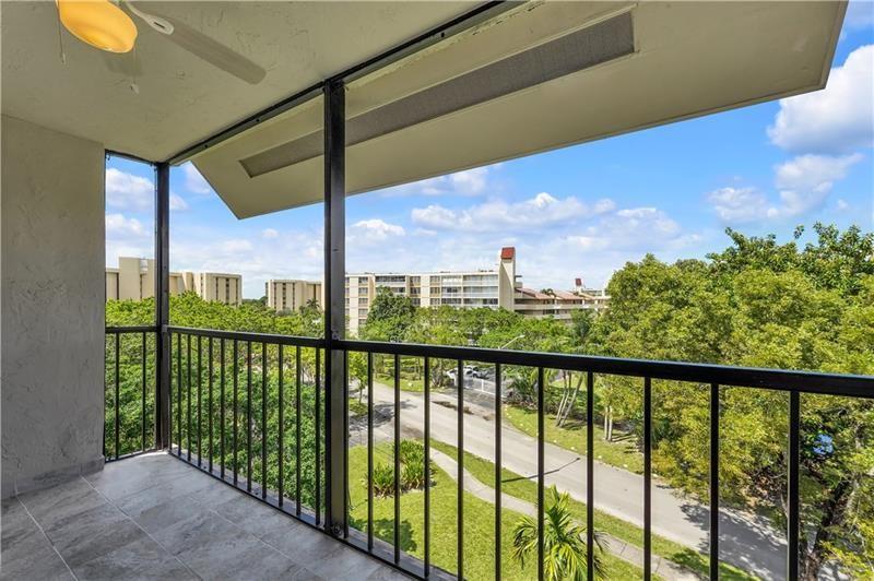 Image 27 of 28 For 7080 Environ Blvd  522