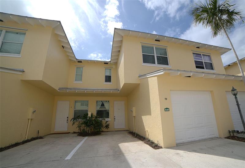 Details for 836 4th Ct  , Deerfield Beach, FL 33441