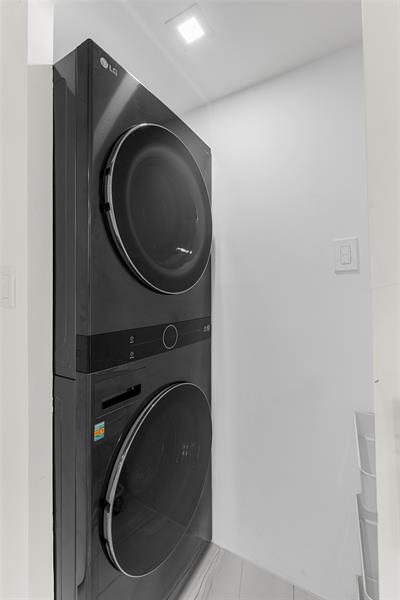 Image 17 of 35 For 3000 Holiday  606