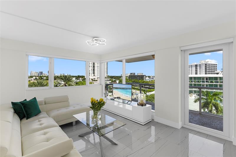 Image 25 of 35 For 3000 Holiday  606