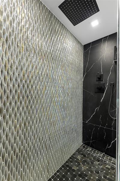 Image 31 of 35 For 3000 Holiday  606