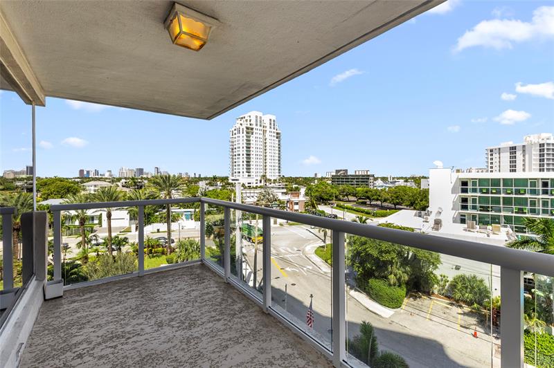 Image 35 of 35 For 3000 Holiday  606