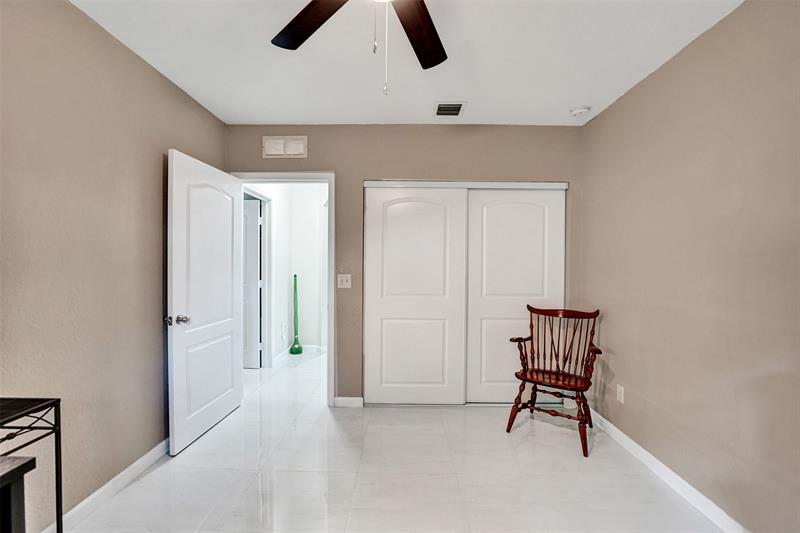 Image 14 of 99 For 1660 29th Ave