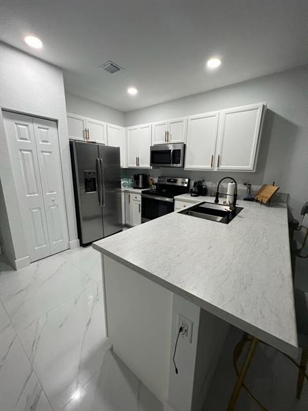 Image 5 of 28 For 178 33rd Ter