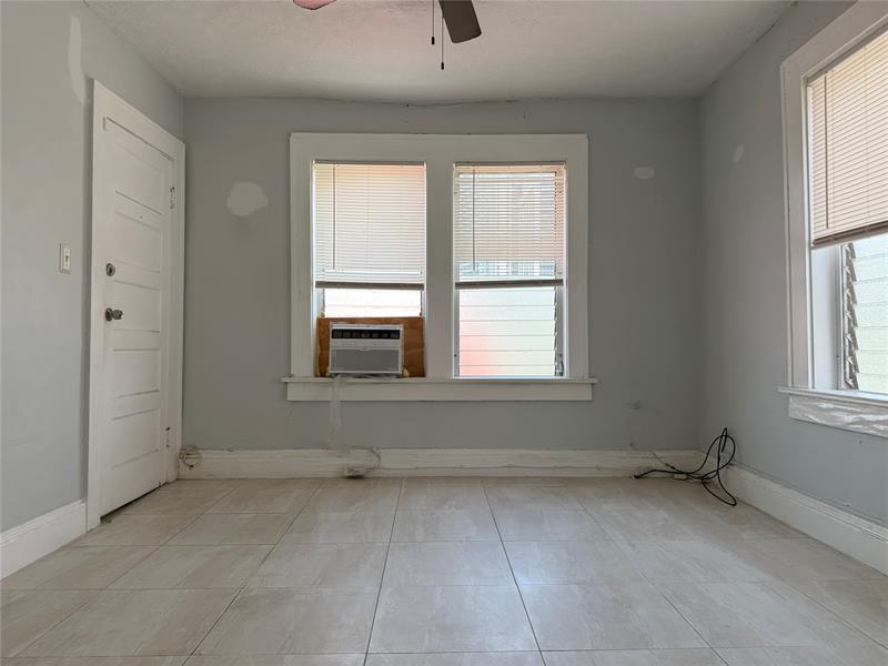 Details for 1621 Van Buren St  8, Hollywood, FL 33020