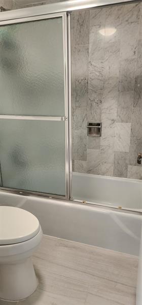 Image 26 of 40 For 299 Riverside Dr  303