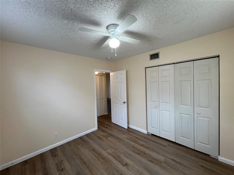 Image 23 of 31 For 2431 56th Ave  201