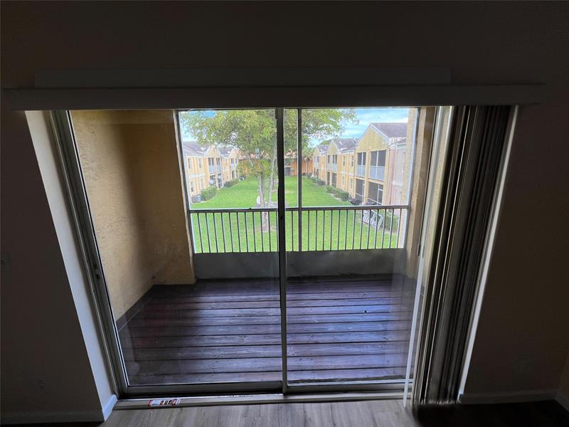 Image 26 of 31 For 2431 56th Ave  201