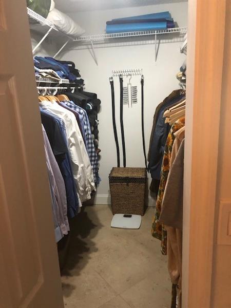 Image 11 of 13 For 22065 Las Brisas Cir  402
