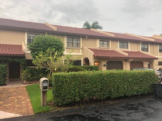 Image 5 of 13 For 22065 Las Brisas Cir  402