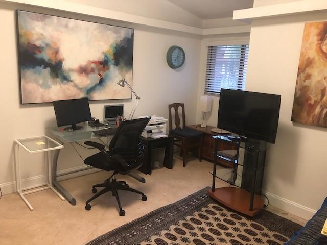 Image 8 of 13 For 22065 Las Brisas Cir  402