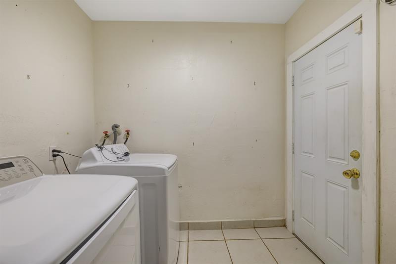 Image 34 of 76 For 12700 72nd Ave
