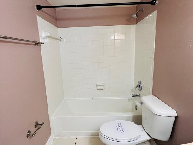 Image 14 of 23 For 1241 46th Ave  1008