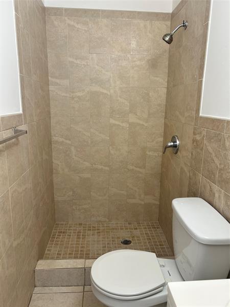 Image 21 of 23 For 117 4th St  2 - Side