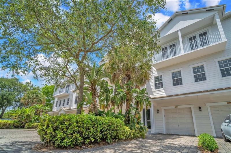 Details for 6967 Lakeside Cir N  220, Davie, FL 33314