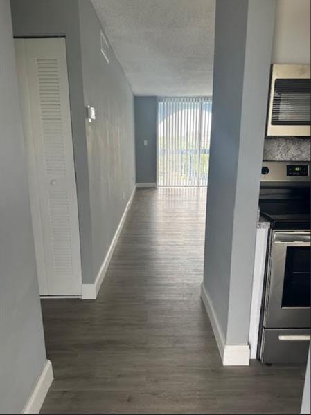Image 3 of 16 For 9460 Fontainebleau Blvd  528