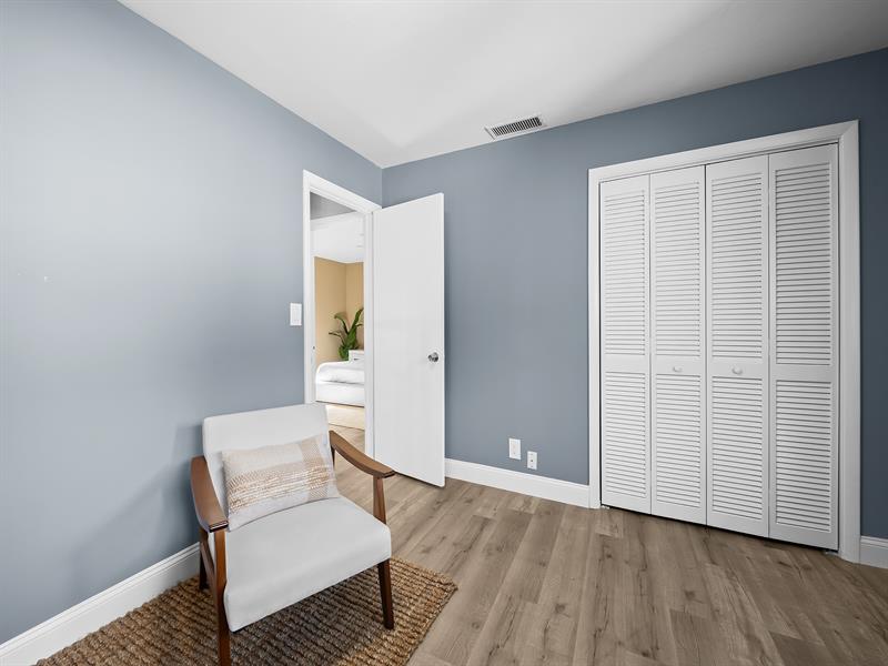 Image 25 of 27 For 1524 12th St  5