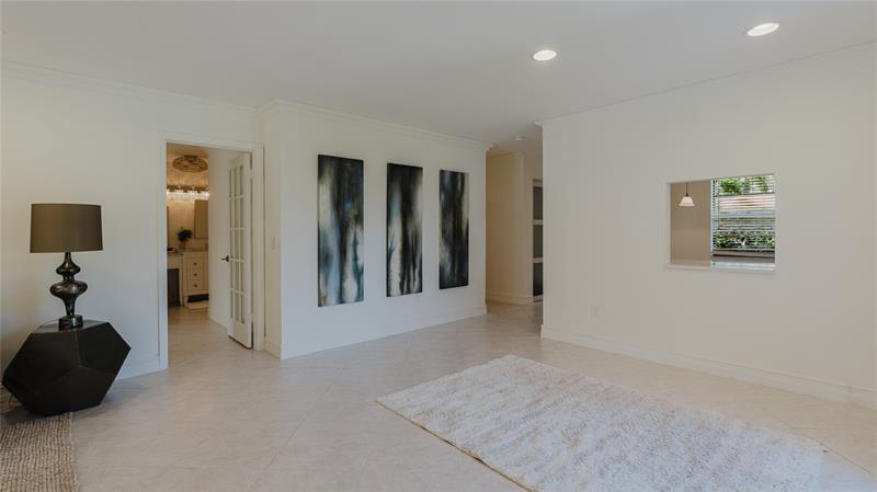 Image 26 of 27 For 9277 Vista Del Lago  39b