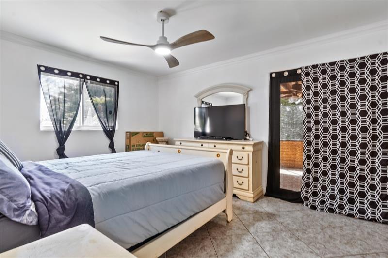 Image 21 of 47 For 3931 108th Ave