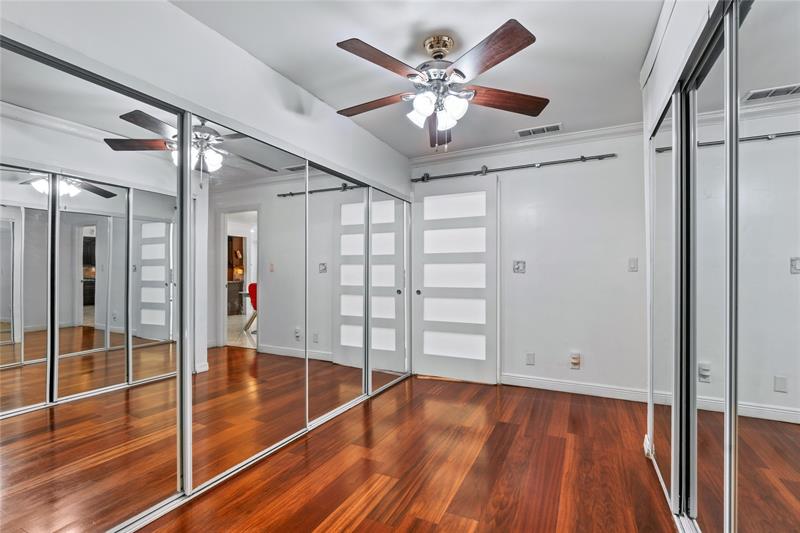 Image 24 of 47 For 3931 108th Ave