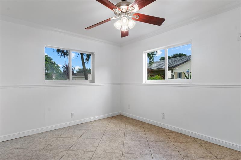 Image 33 of 47 For 3931 108th Ave