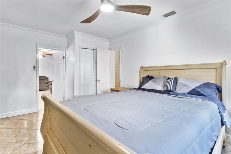 Image 36 of 47 For 3931 108th Ave