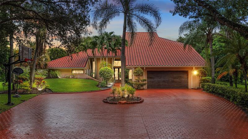 Details for 10111 Vestal Ct, Coral Springs, FL 33071