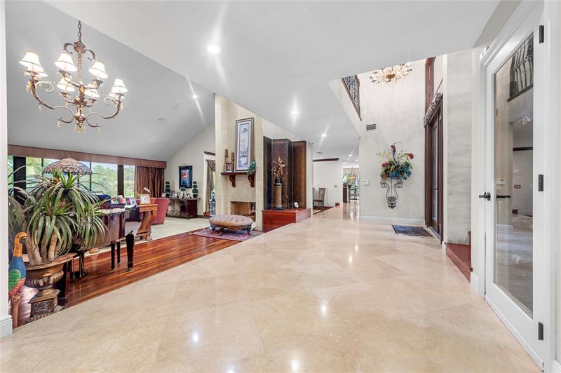 Image 6 of 43 For 10111 Vestal Ct