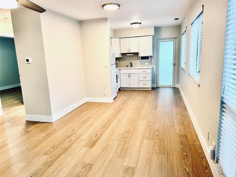 Image 4 of 9 For 2040 56th Ct  1