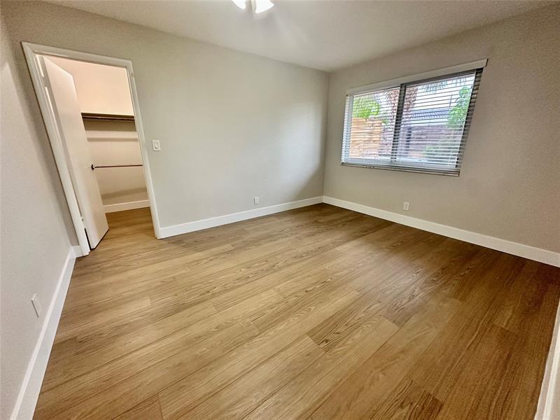 Image 7 of 9 For 2040 56th Ct  1