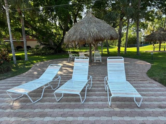 Image 26 of 27 For 3050 Holiday Springs Blvd  105