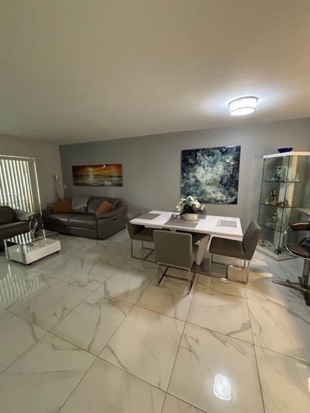 Image 7 of 27 For 3050 Holiday Springs Blvd  105