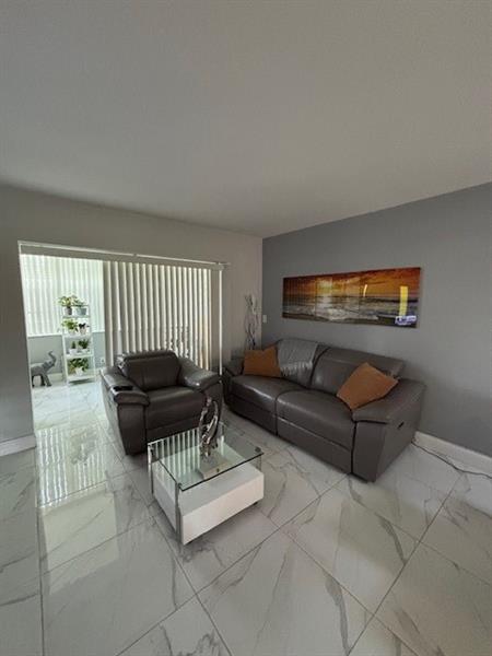 Image 8 of 27 For 3050 Holiday Springs Blvd  105