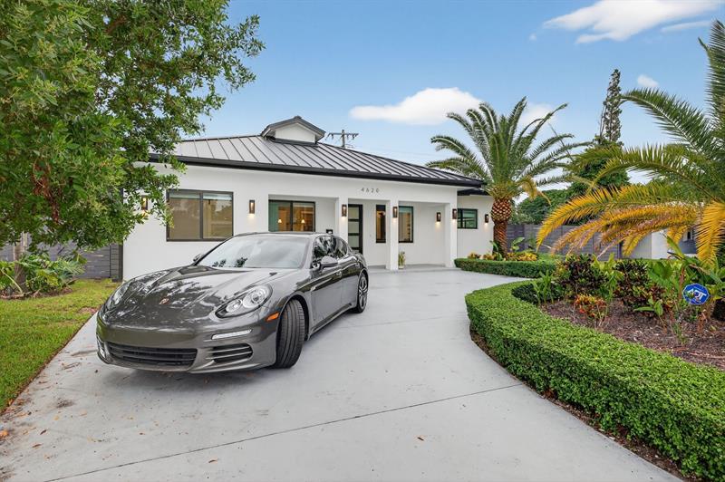 Details for 4620 4th Av  , Oakland Park, FL 33334