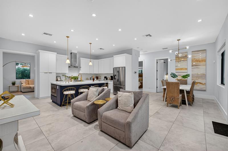 Image 7 of 54 For 4620 4th Av  