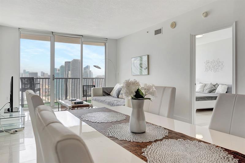 Image 16 of 56 For 1750 Bayshore Dr  4810