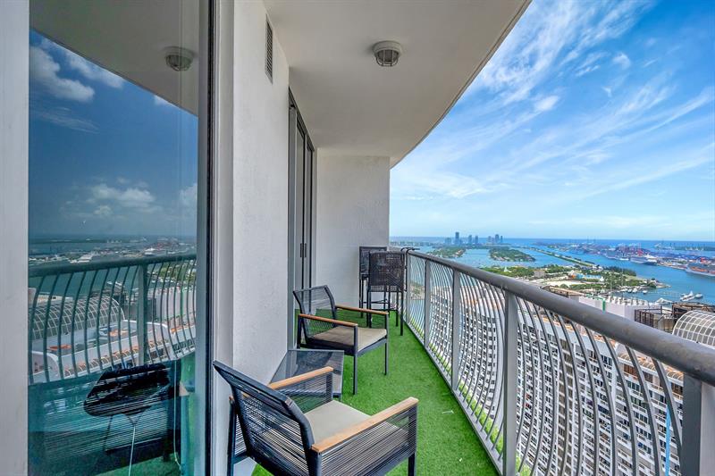 Image 34 of 56 For 1750 Bayshore Dr  4810