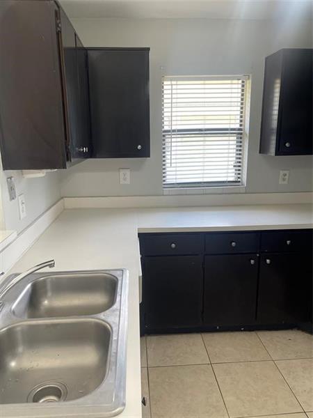 Image 8 of 16 For 4090 Pine Island Rd  303