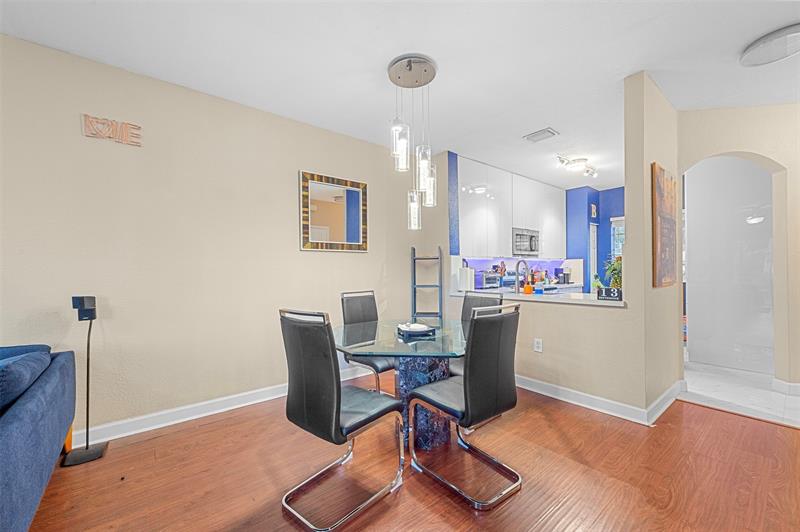Image 8 of 19 For 5921 Riverside Ave