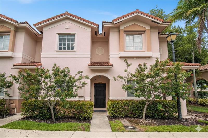 Details for 8805 Isles Cir, Tamarac, FL 33321