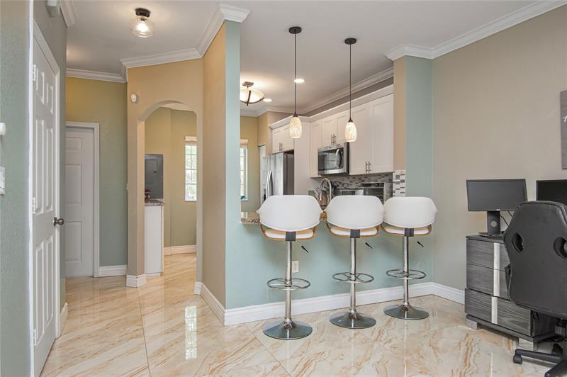 Image 12 of 31 For 8805 Isles Cir