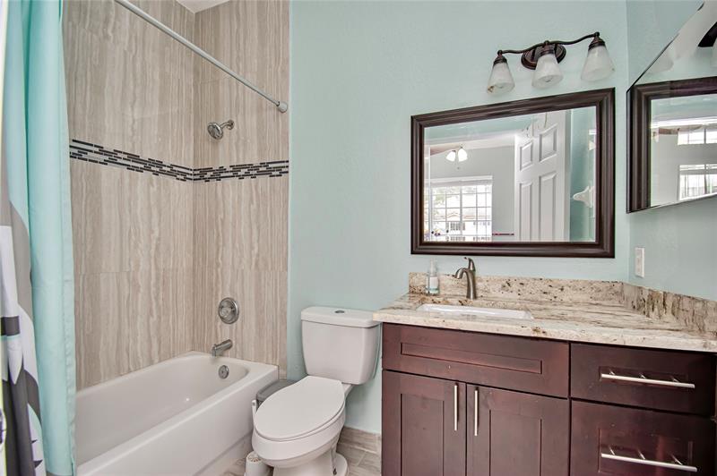 Image 23 of 31 For 8805 Isles Cir